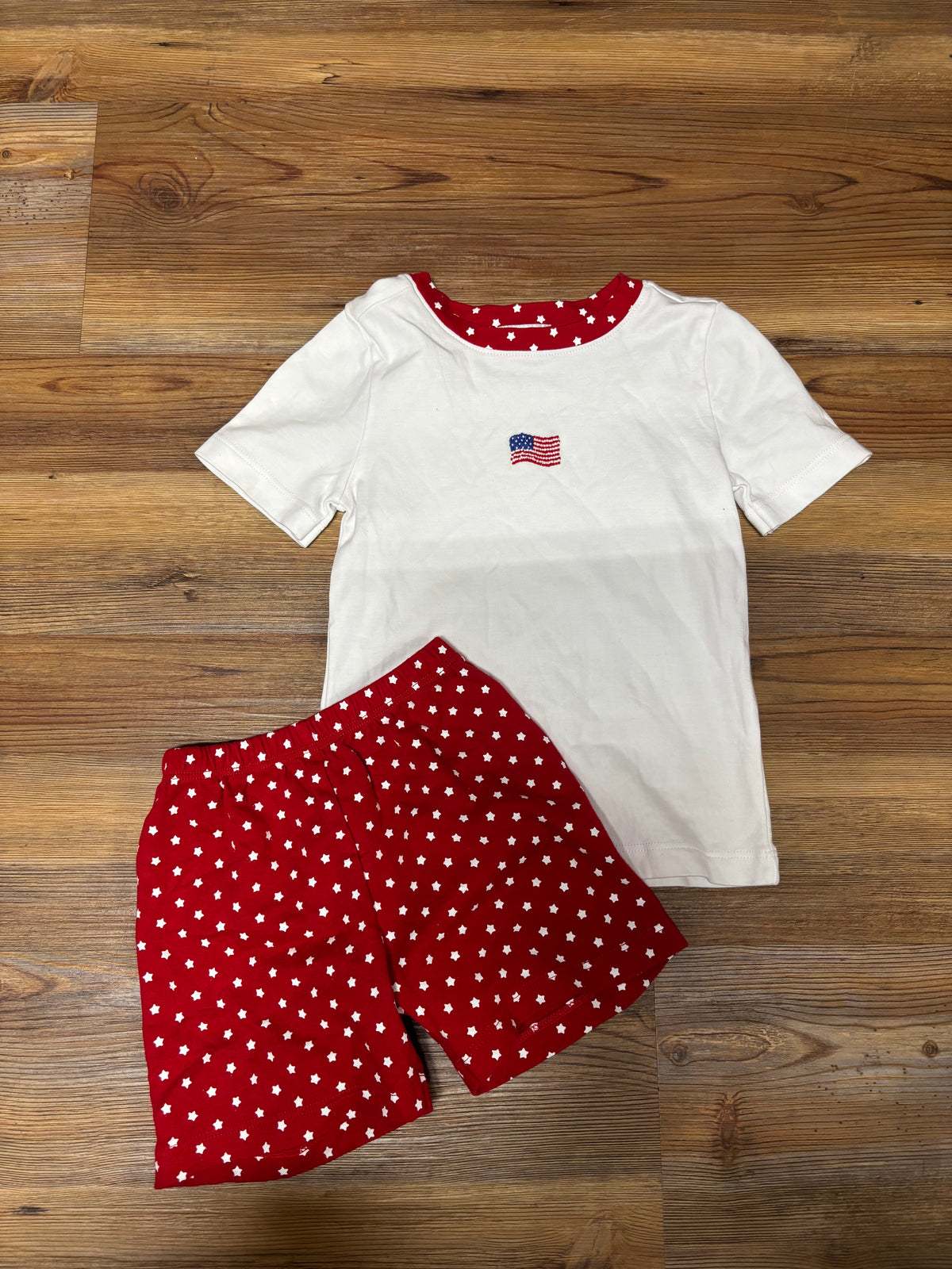 Red Stars & Flag Set